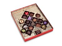 18 Piece Assorted Deluxe Chocolate Christmas Tree Gift Box