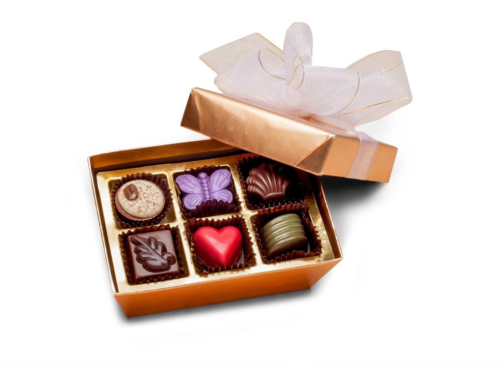 Gold Ballotin Truffles Box - Image 2