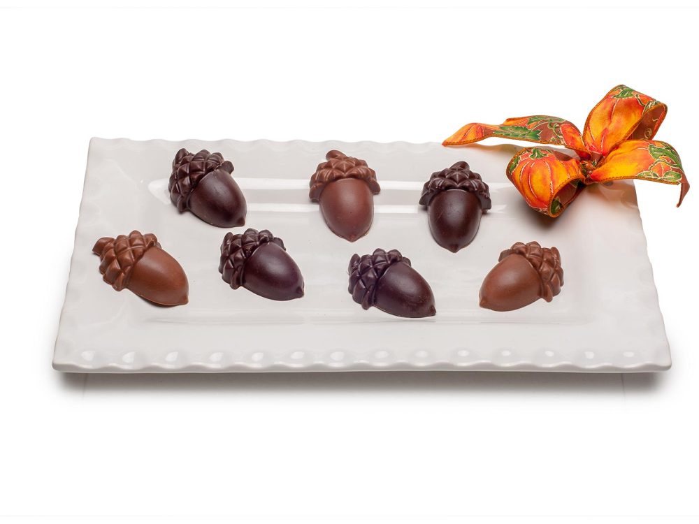 Thanksgiving Acorns in Milk or Dark Chocolate, 2 pc.